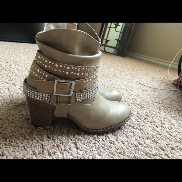 Booties - Picture 1 of 4